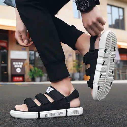 Sendal Pria Tiga tali + Satu Tali Belakang Yang Bisa Dilepas Sandal Pria