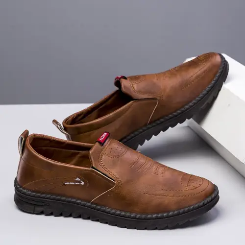 Leedoo Sepatu Slip On Pria Kulit PU Casual Sepatu Sneakers Running Shoes MC416