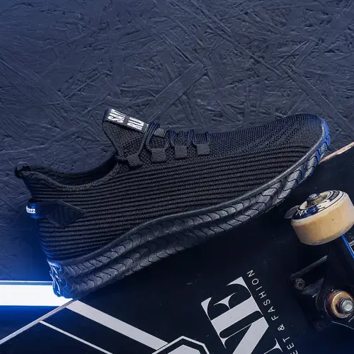 Leedoo Sepatu Sneakers Casual Pria Olahraga Lentur Sport Fashion Lari Shoes Kekinian Natural Hitam MR109