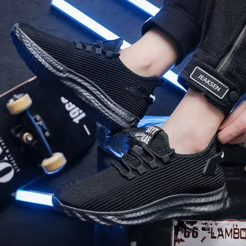 Leedoo Sepatu Sneakers Casual Pria Olahraga Lentur Sport Fashion Lari Shoes Kekinian Natural Hitam MR109