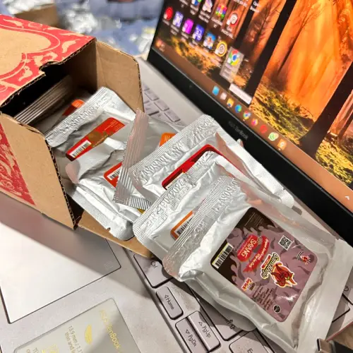 Sambal Sachet Mix Varian Free Mangkuk