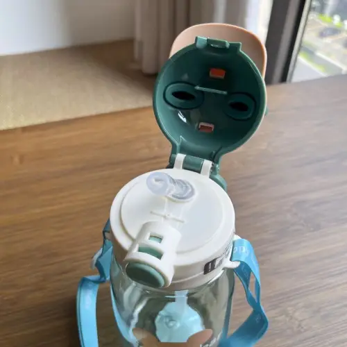 Botol Minum Anak 550ml + Tali Sedotan Xbd 2006