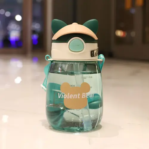 Botol Minum Anak 550ml + Tali Sedotan Xbd 2006