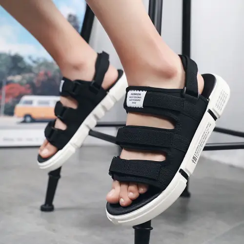 Sendal Pria Tiga tali + Satu Tali Belakang Yang Bisa Dilepas Sandal Pria